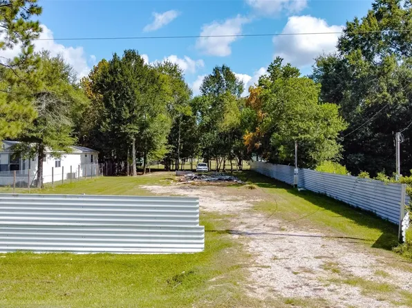 303 County Road 3417, Cleveland, TX 77327