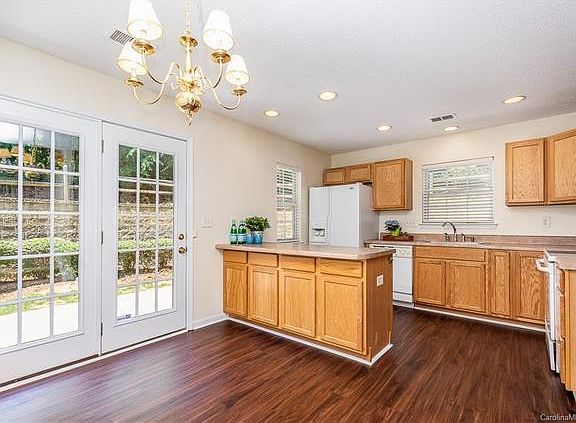 5th image of 119 Summerwood Dr #L147