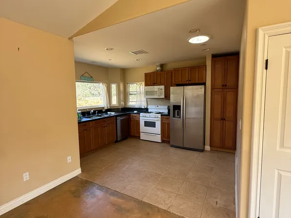 7908-10 Faraway Ln, Escondido, CA 92029