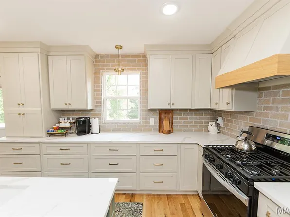 300 E 11th St, Salem, MO 65560