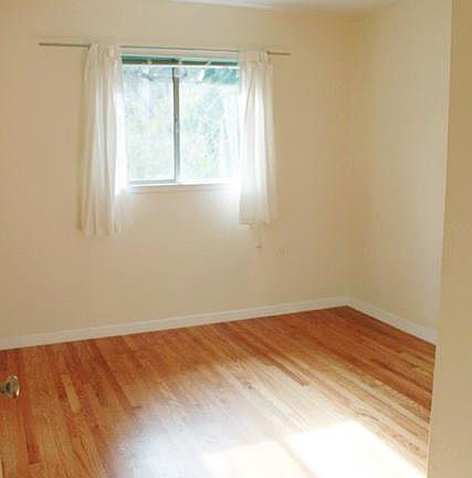 4th image of 244 Donohoe St