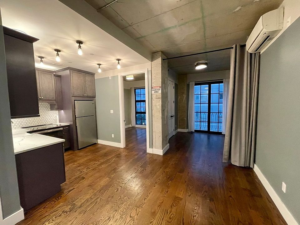 1st image of 61 Metropolitan Ave #313A