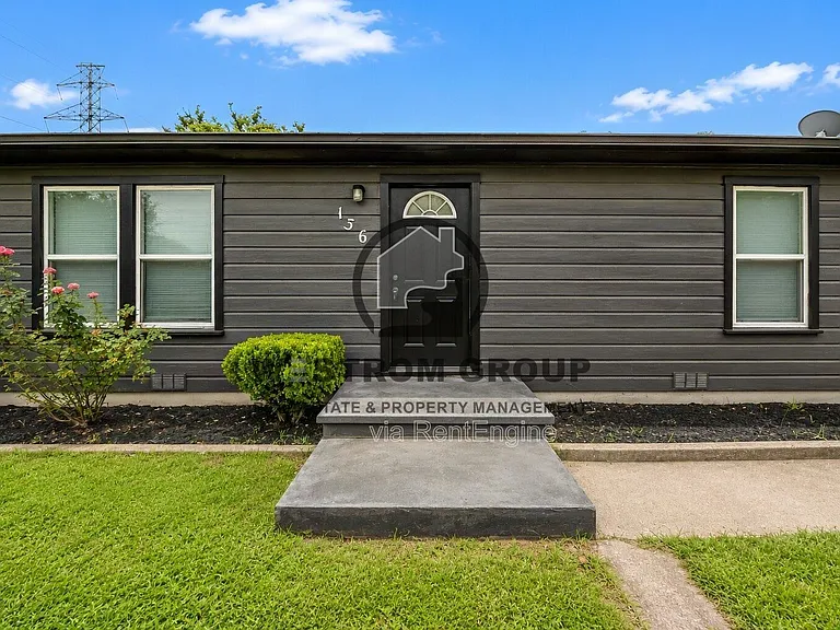 136 Arthur Dr — Photo 3