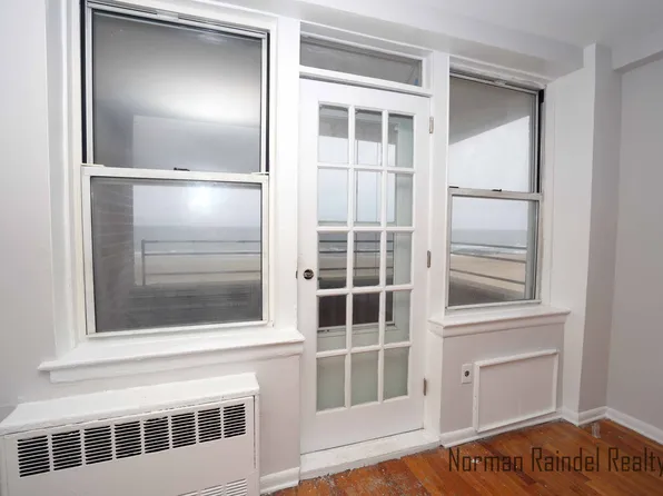 117-12 Ocean Pm image 4 of 33