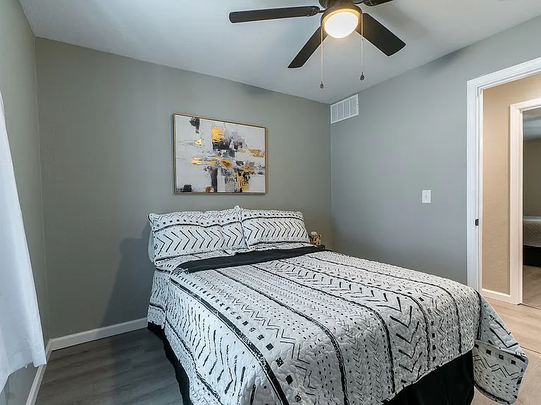 347 SW Jewell Ave — Photo 13