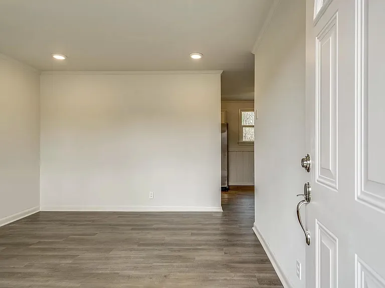 3100 Richmond Hill Dr — Photo 8
