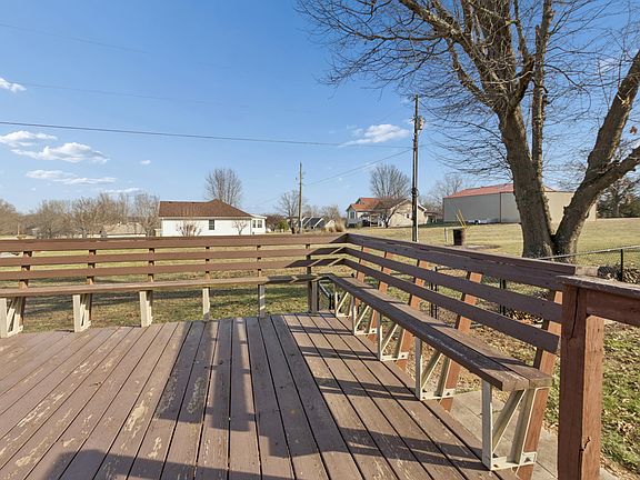 5th image of 15030 E 2020 Road