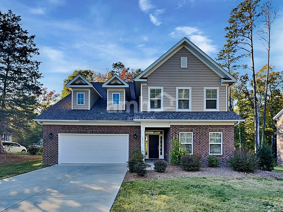 3011 Phillips Fairway Dr