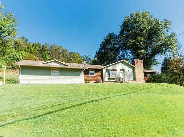 157 Lennox Ave, Grafton, WV 26354