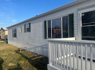 241 Saunders Ave, Lincoln, NE 68521