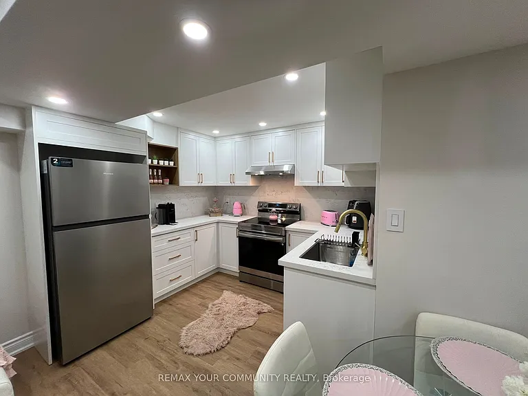 11 Newmill Cres #BASEMENT — Photo 8