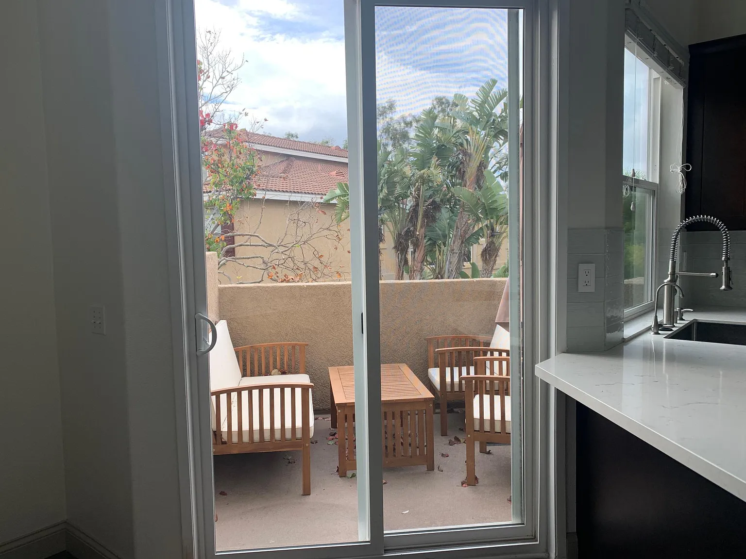 3 bed, 1363 sqft, $3,900 — Photo 3