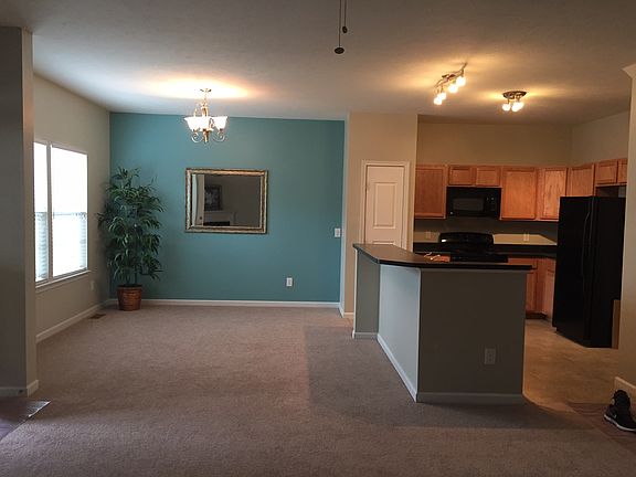 2nd image of 620 Valley Brooke Ln