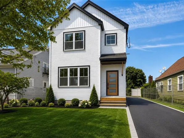80 Packard St, Cranston, RI 02910