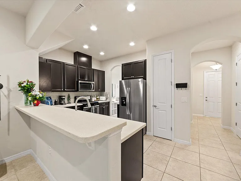 4938 Sprint Cir — Photo 8