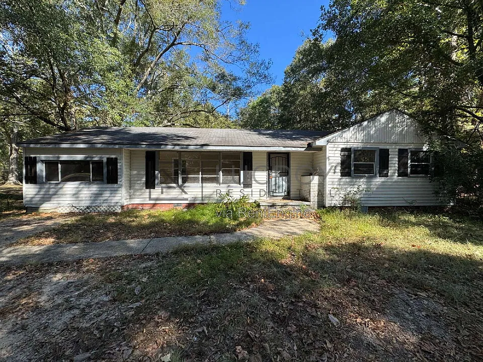 210 Wildwood Ter