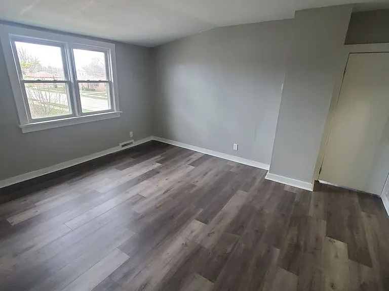 3201 Charles St. (Duplex) — Photo 3