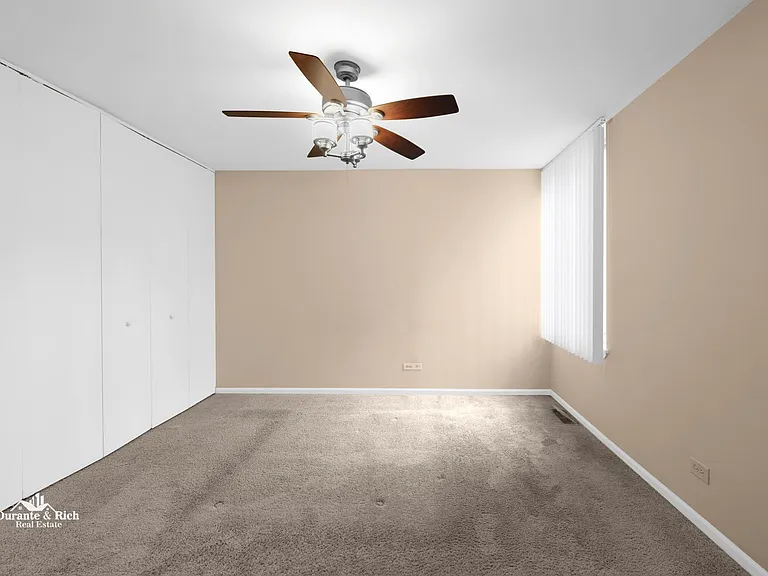 6010 Forest View Rd #1B — Photo 8