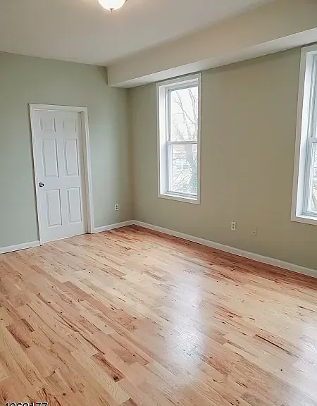 297 Ellis Ave #5C — Photo 2
