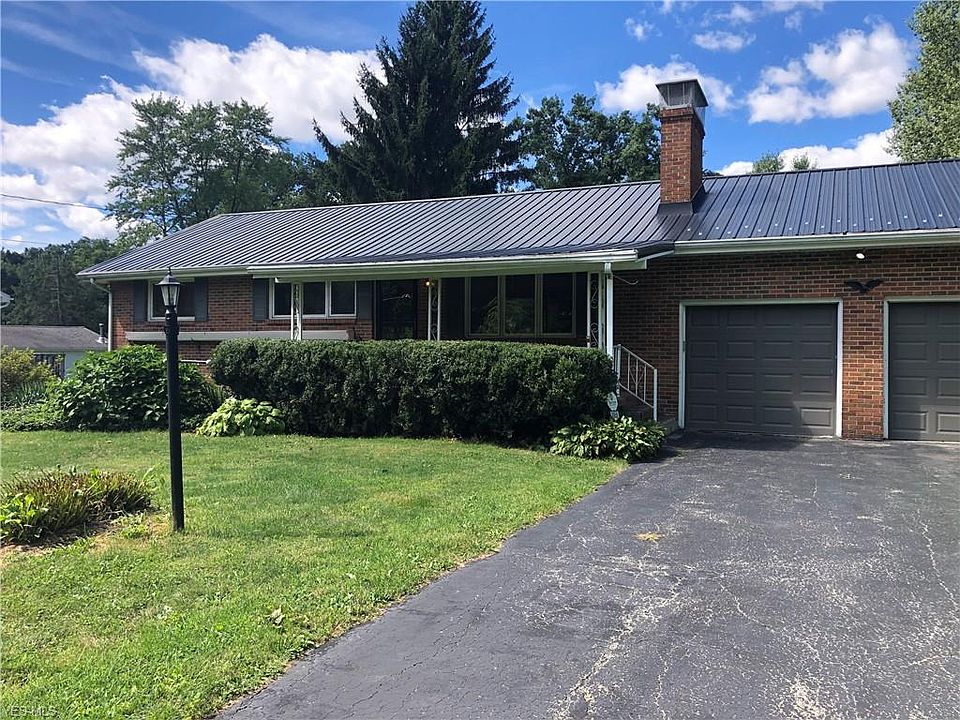 1st image of 8858 Woodland Dr