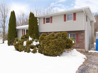 773 Lake Henry Rd, Lake Ariel, PA 18436