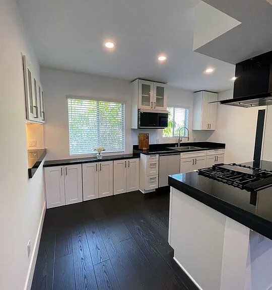 525 Broadway St #3 — Photo 10