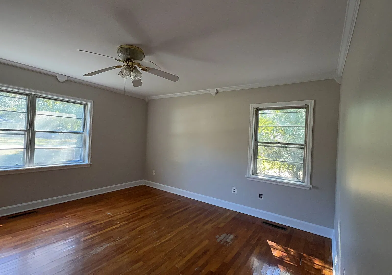 3 bed, 2.5 bath, 2361 sqft, $1,800 — Photo 3