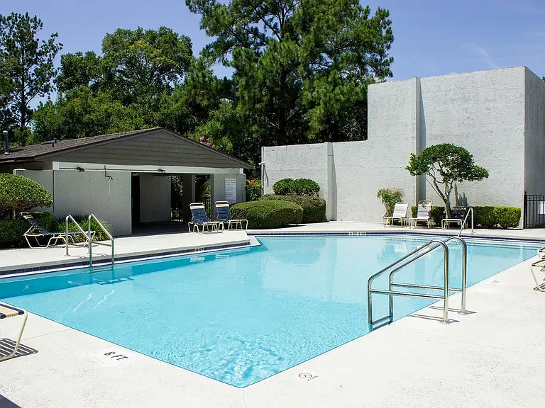 2508 SW 35th Pl #C15 — Photo 16
