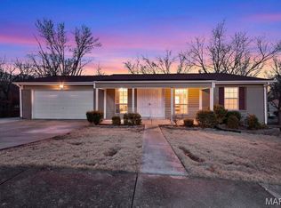 6995 Candlewick Way, Florissant, MO 63033