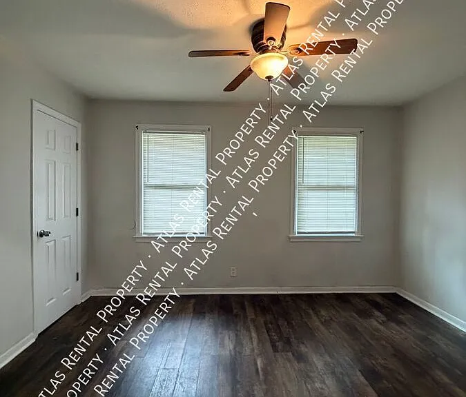 3871 Sherwood Dr — Photo 12