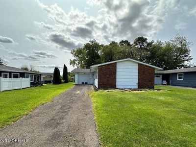 10 Arnold Street, Brick, NJ, 08724