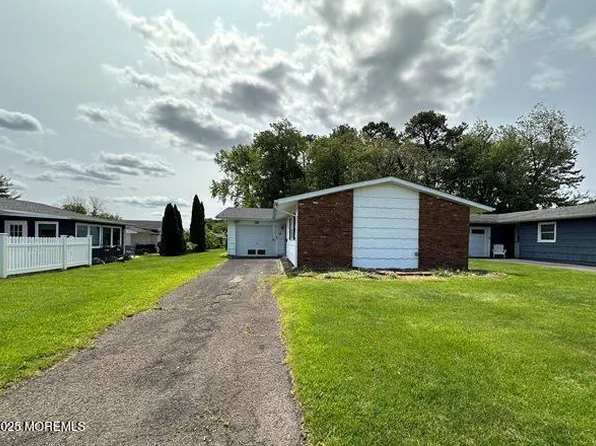 10 Arnold Street, Brick, NJ 08724