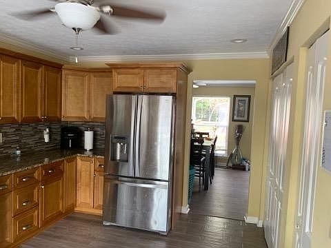 5th image of 928 Park Gate Pl
