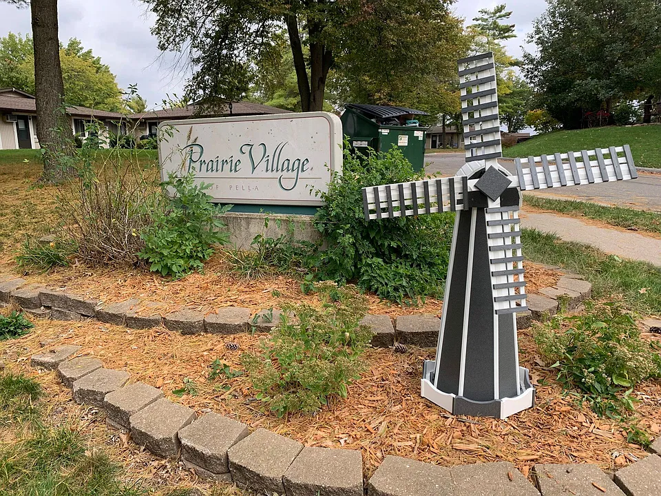 Prairie Meadows Apartments