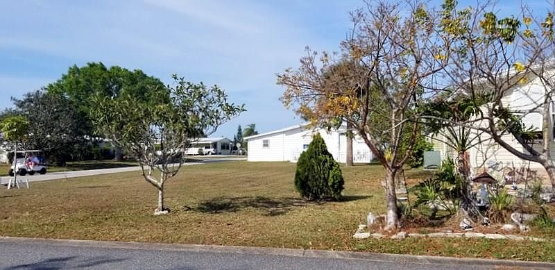 1st image of 260 Kiwi Dr