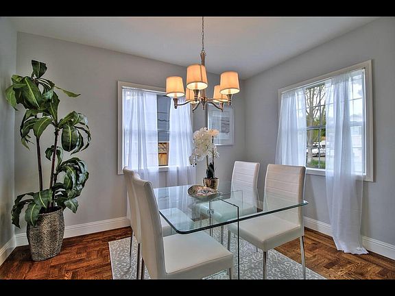 4th image of 1023 Menlo Oaks Dr #1