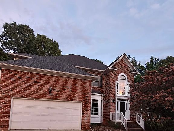 2nd image of 808 Cricketfield Ln