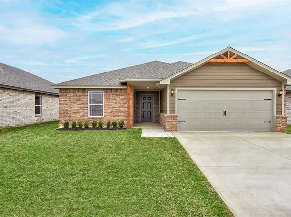 820 Saint James Pl, Newcastle, OK 73065