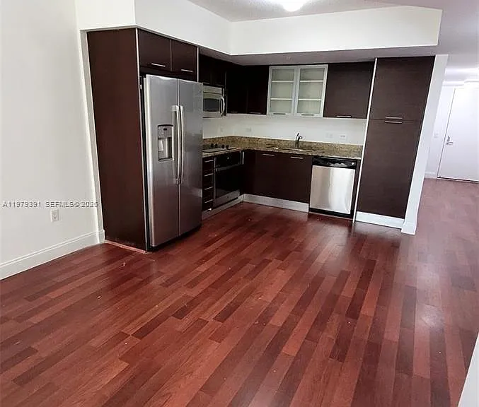 41 SE 5th St #709 — Photo 2