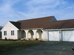 48 Red Oak Dr, Boyertown, PA 19512
