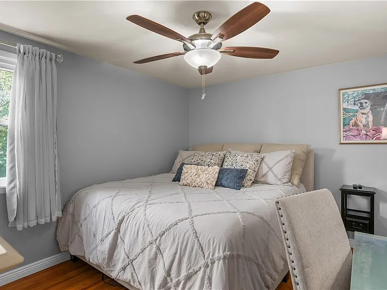 25 Villa Park — Photo 11