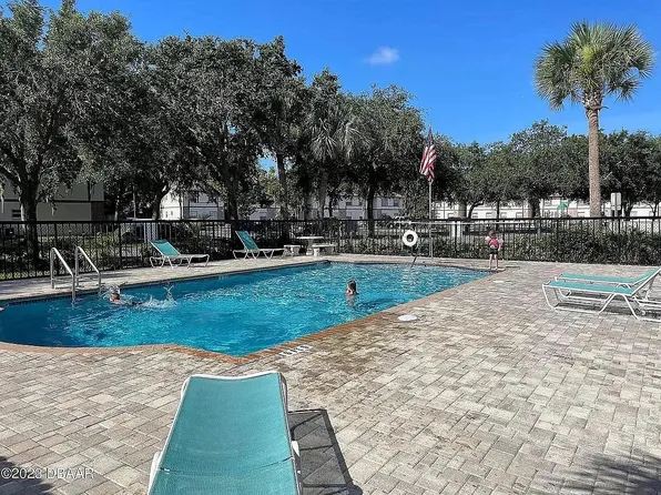 403 Banana Cay Dr, South Daytona, FL