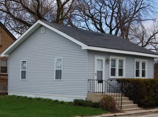 2305 Galilee Ave, Zion, IL 60099