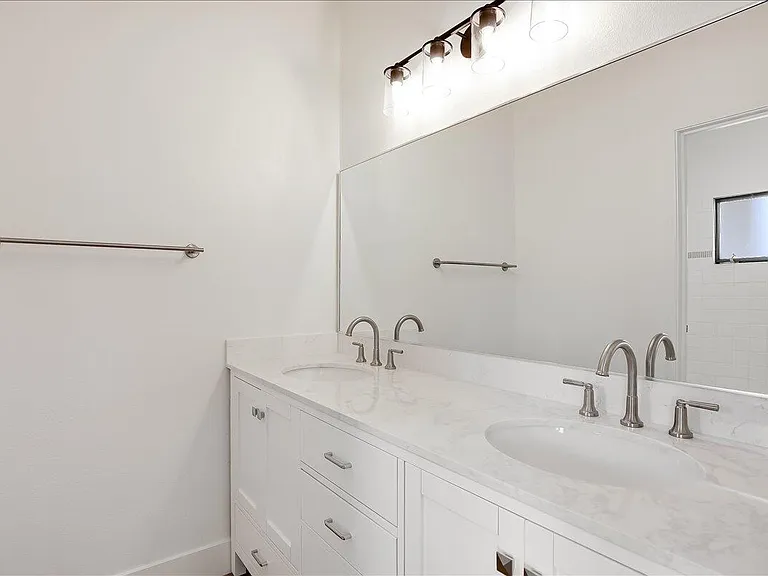 602 Anacapa St #A — Photo 9
