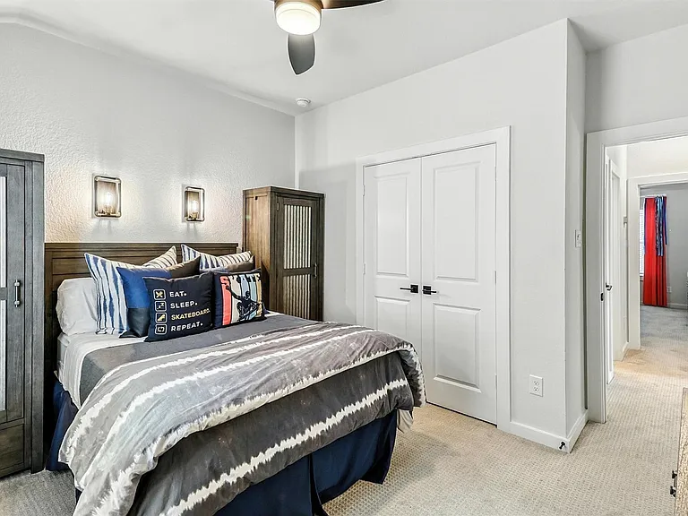 29703 Bur Creek Ln — Photo 34