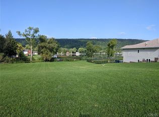 59 Sunset Cv, De Ruyter, NY 13052