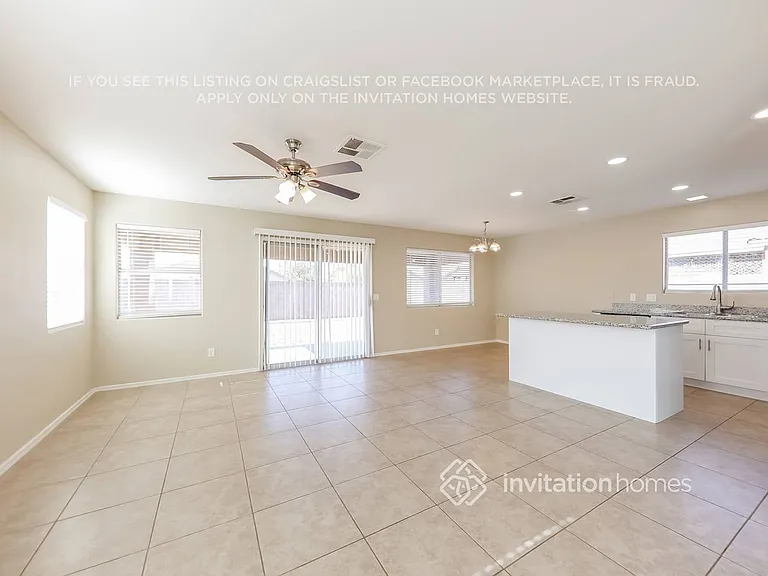 3215 W Salter Dr — Photo 5