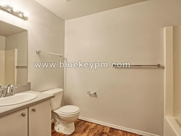 5313 NE 66th Ave #G53 — Photo 16
