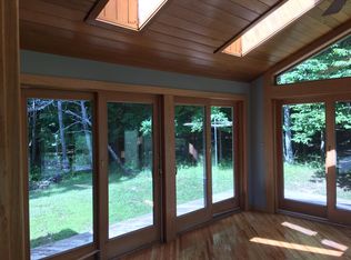 5134 Velasko Rd, Syracuse, NY 13215