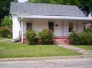216 Cora St, Laurens, SC 29360